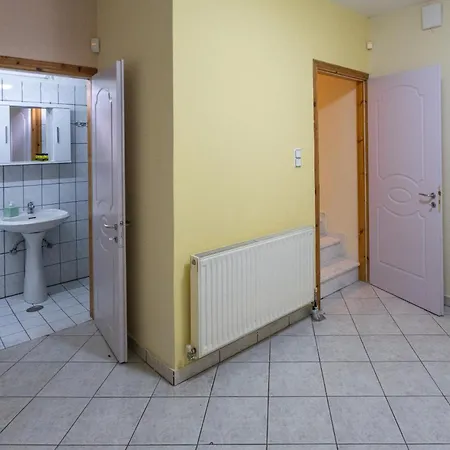 Rent House Mirtofito 8 Km From Peramos *