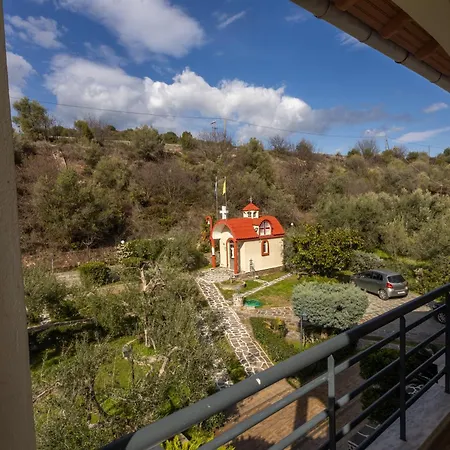 Дом отдыха Rent House Mirtofito 8 Km From Peramos *
