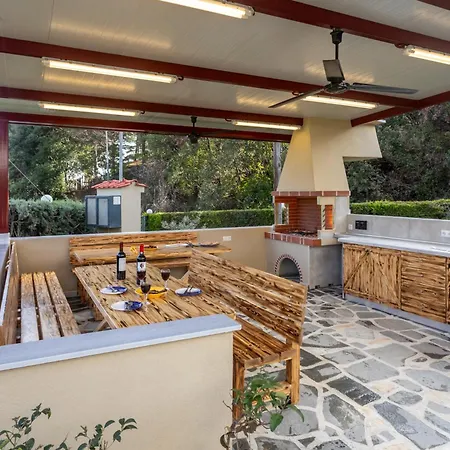 Rent House Mirtofito 8 Km From Peramos *