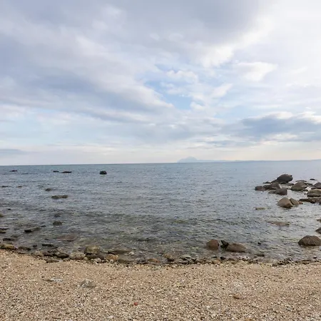 Holiday home Rent House Mirtofito 8 Km From Peramos Elaiokhorion