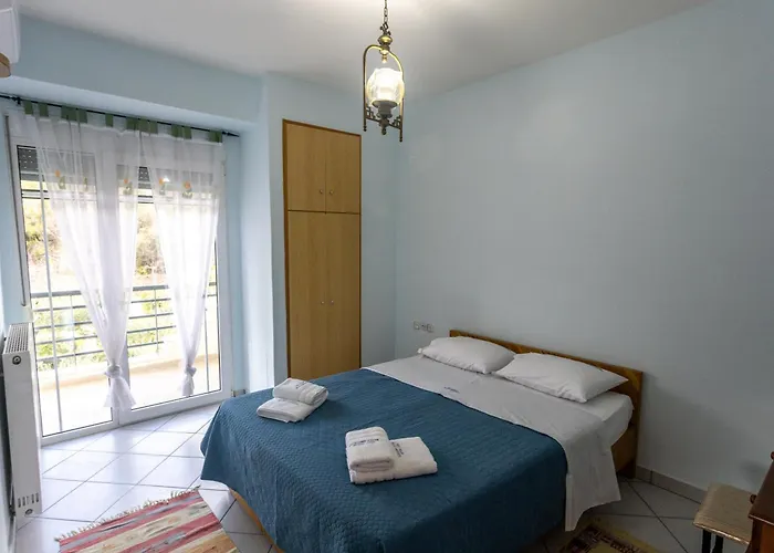 Case de vacanță Rent House Mirtofito 8 Km From Peramos *