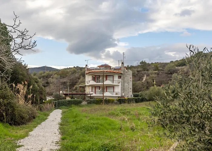 Rent House Mirtofito 8 Km From Peramos Case de vacanță *