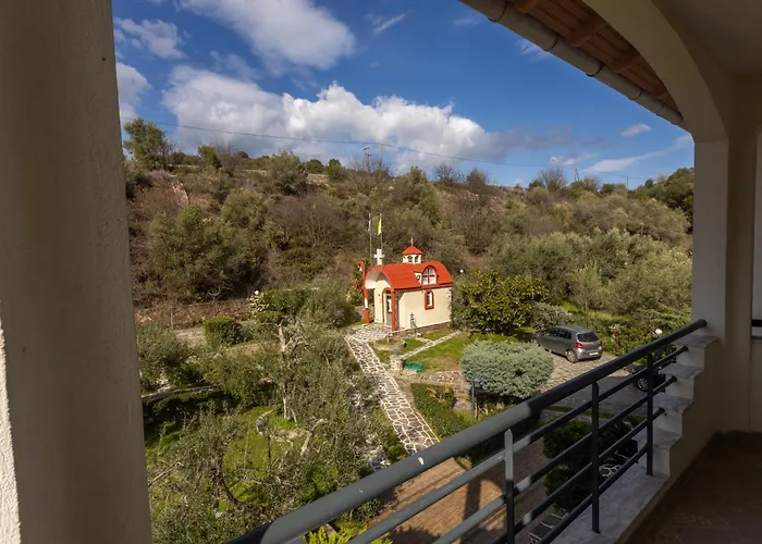 Case de vacanță Rent House Mirtofito 8 Km From Peramos *