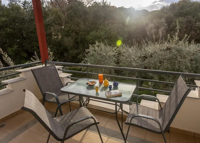 Case de vacanță Rent House Mirtofito 8 Km From Peramos *